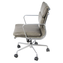 Load image into Gallery viewer, Low-Back Padded Office Chair in Vintage Smoke