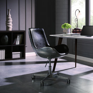 Stylish Distressed Caramel Office Chair in Scoop Style